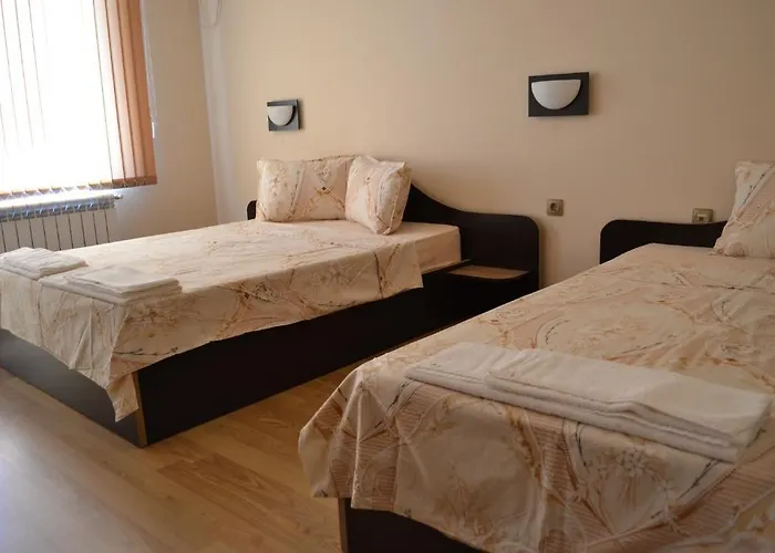 Otel Family Saint George 2*