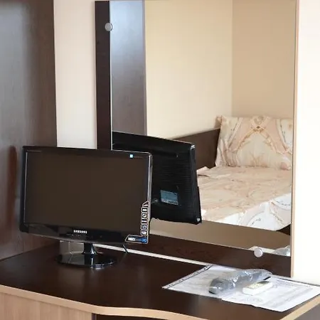 Family Saint George Hotell 2*